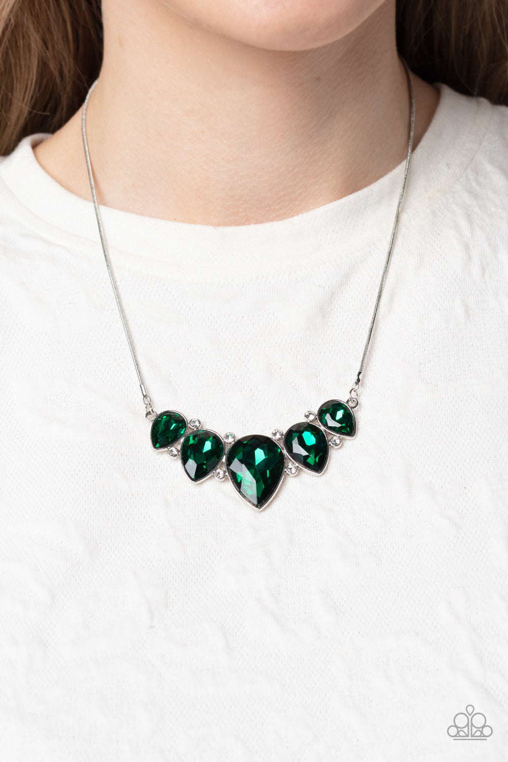 Paparazzi Regally Refined - Green Necklace -Paparazzi Jewelry Images