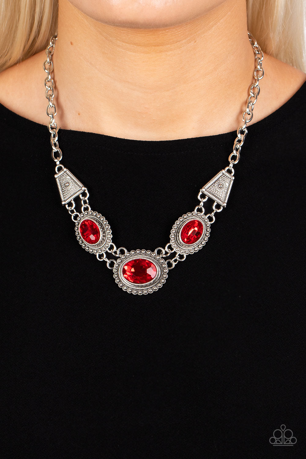 Paparazzi Textured TRAPEZOID - Red Necklace