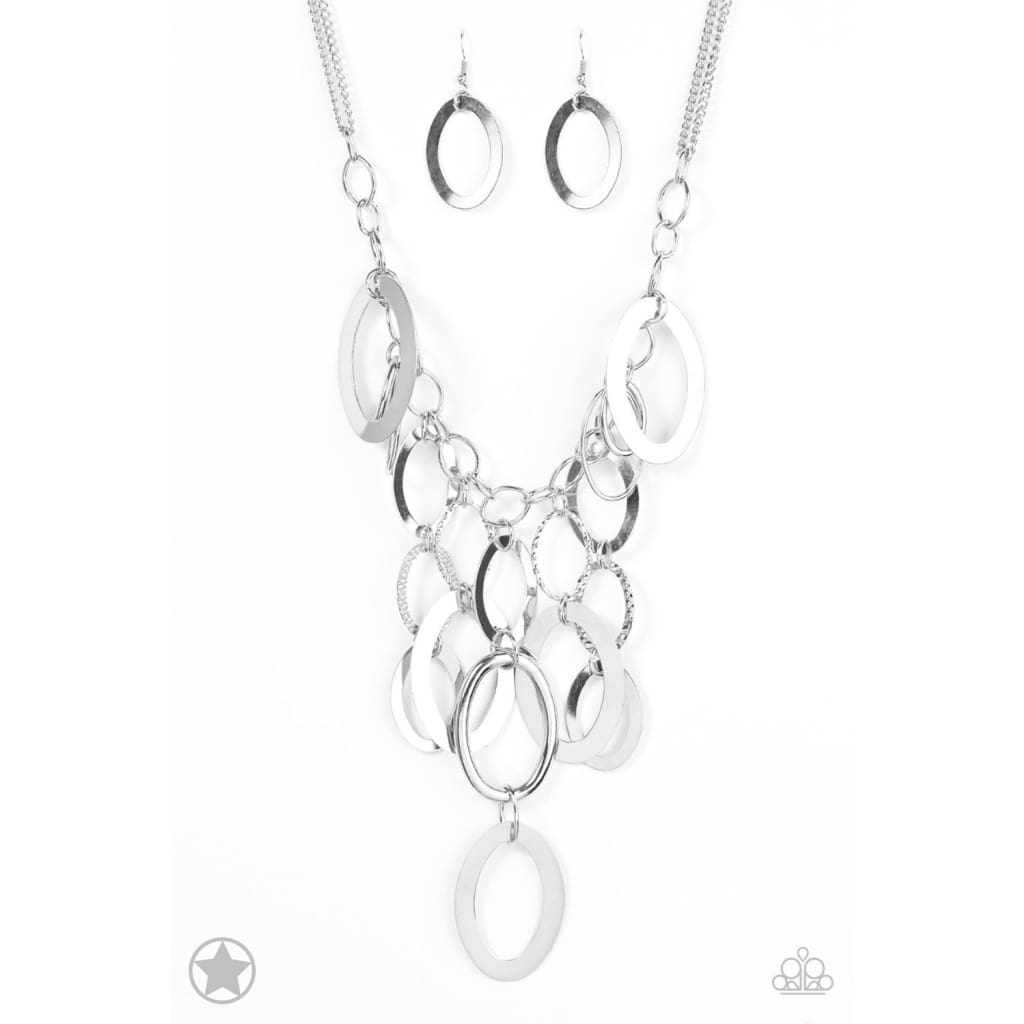 Paparazzi A Silver Spell - Blockbuster Necklace - A Finishing Touch 