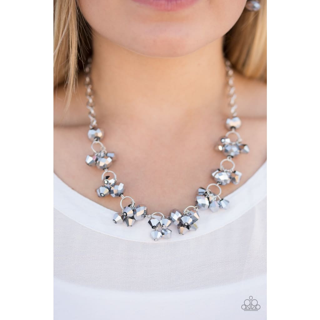 Paparazzi Instant Stardom - Silver Necklace - A Finishing Touch 