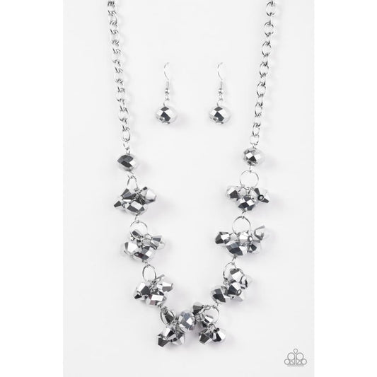 Paparazzi Instant Stardom - Silver Necklace - A Finishing Touch 